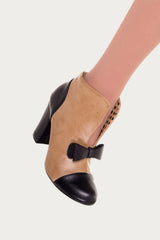 #color_Cream/Black