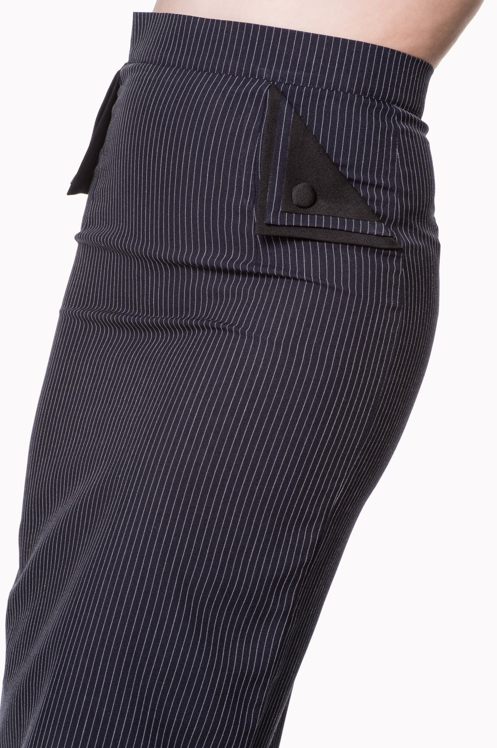 #color_Navy/White