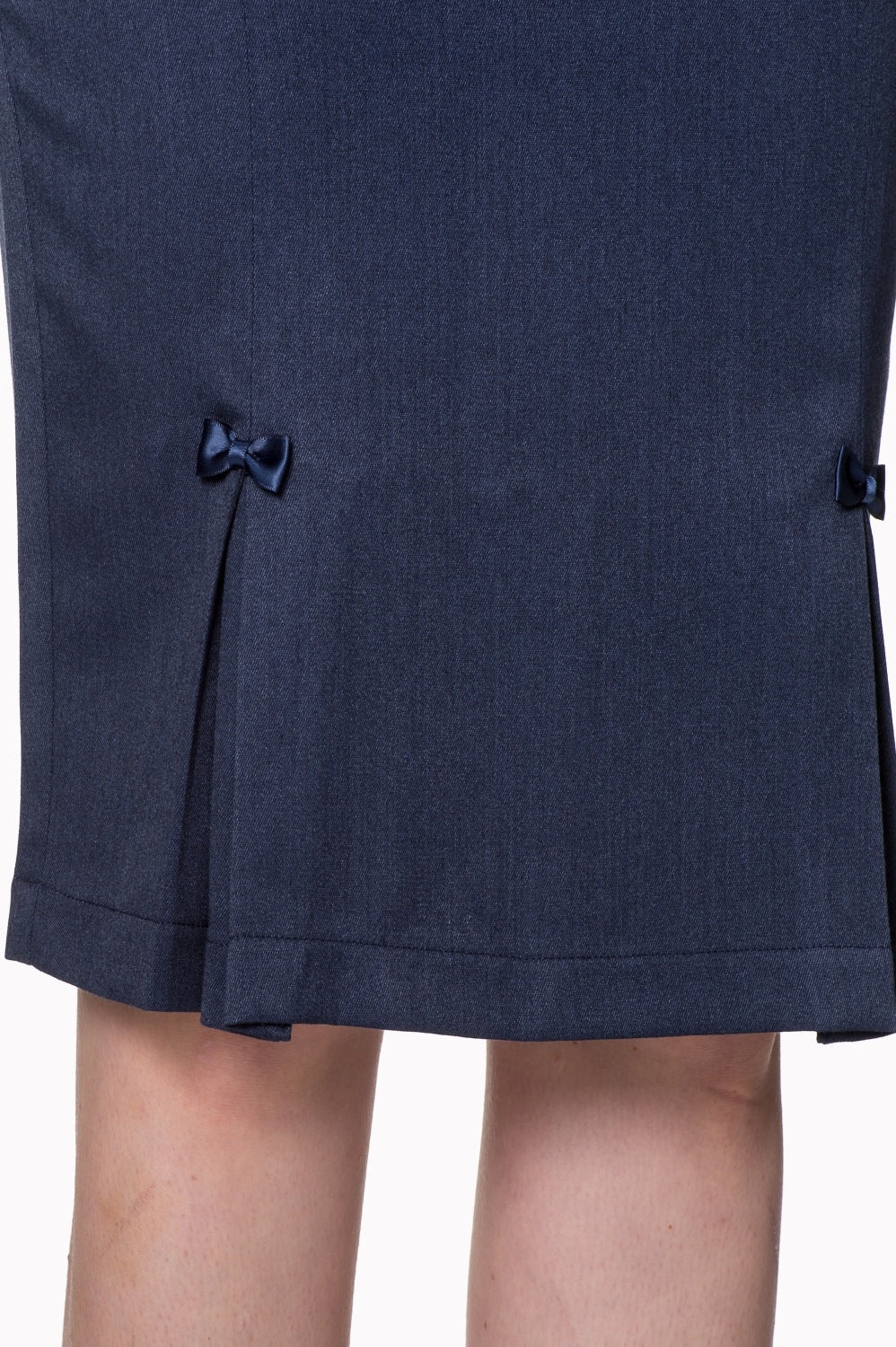 #color_Navy