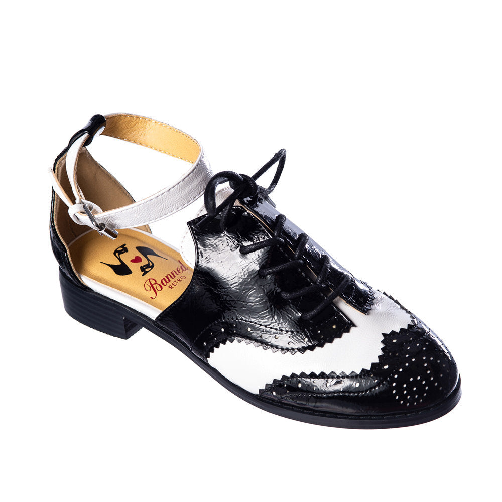 GHOSTLY HEART CUT OUT BROGUES
