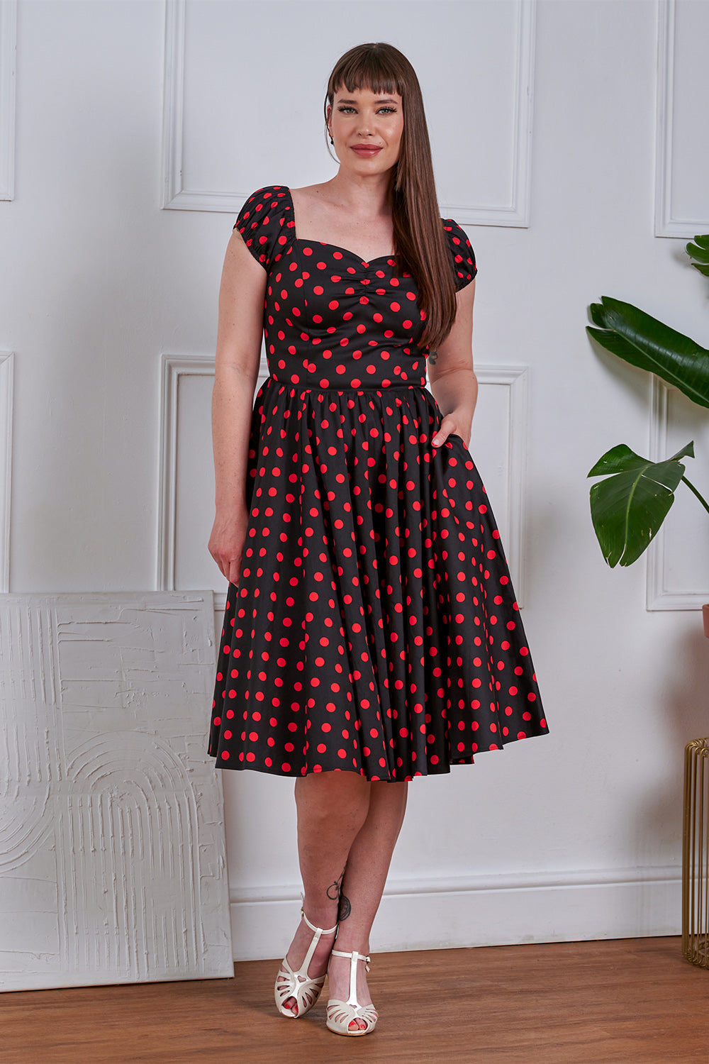 Banned Retro 50s Marilyn Spot Dress-Black