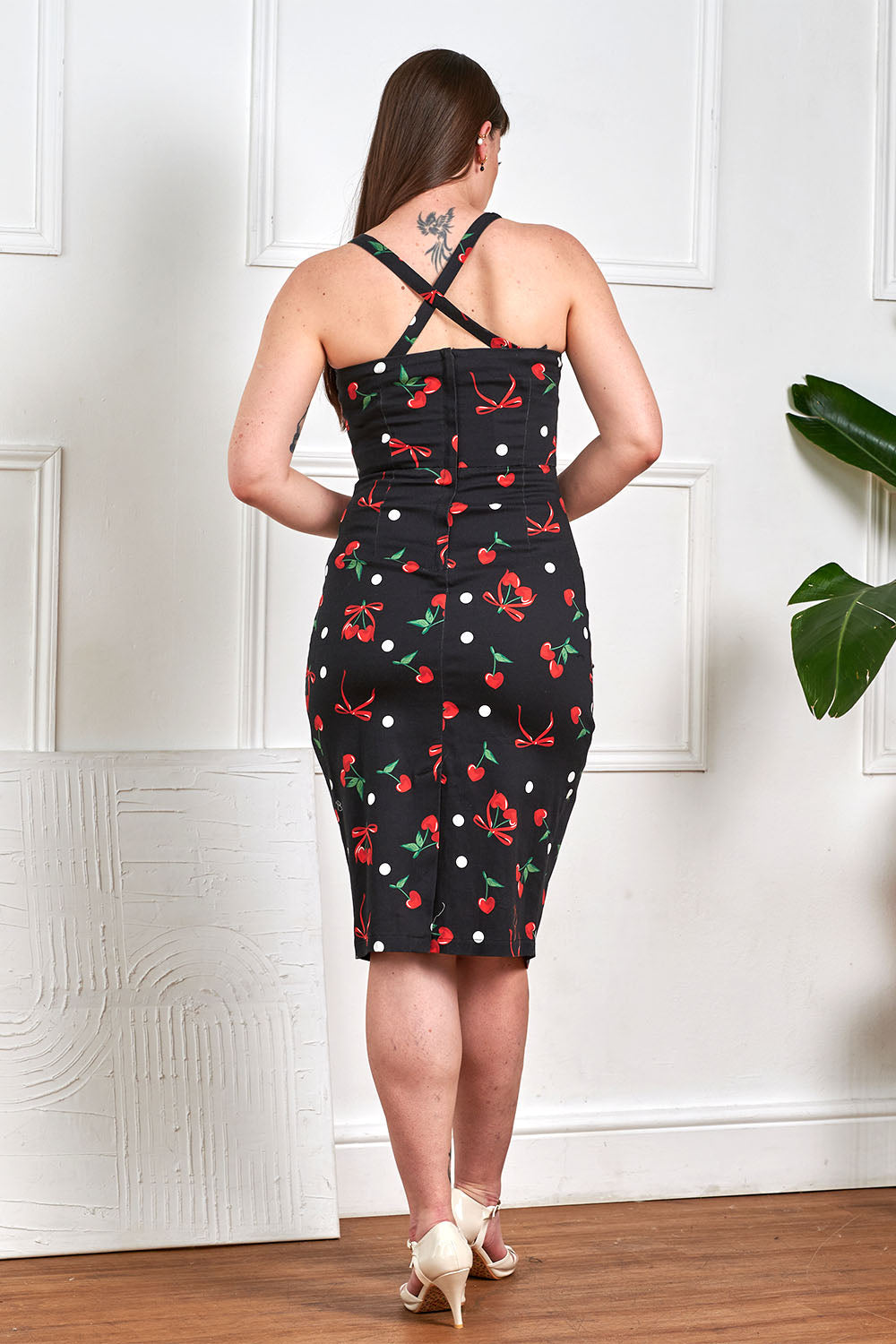 Banned Retro 50s Tullia Cherries And Bows Pencil Dress-Black