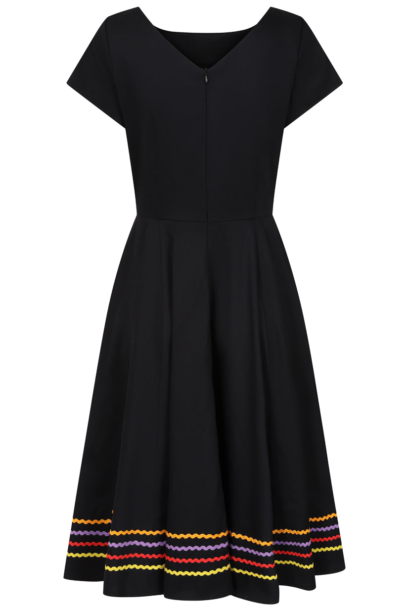 Banned Retro 50s Carmen Full Skirt Swing Dress-Black