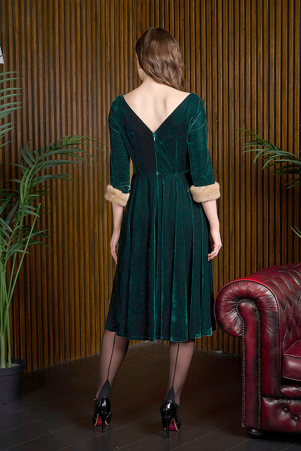 Vestido de vuelo de terciopelo Nina de Banned Retro