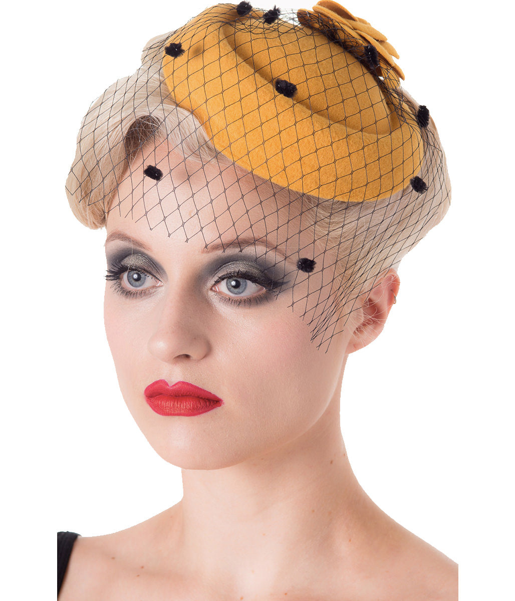 MARILYN FASCINATOR