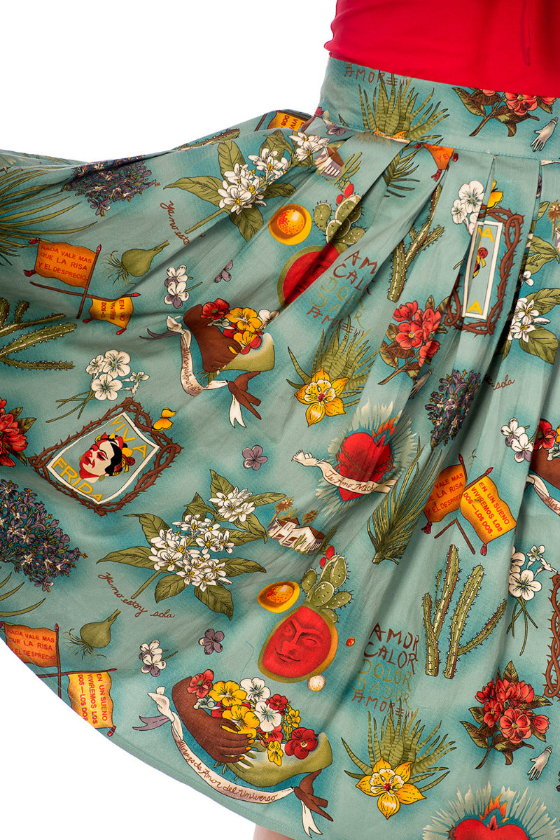 SUMMER MOON PLEATED SKIRT